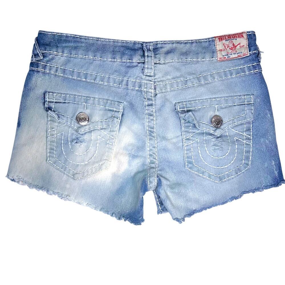 True Religion Joey Denim Shorts NWOT Fringe Raw Hem Women's 10 or Size 30 - Picture 9 of 10